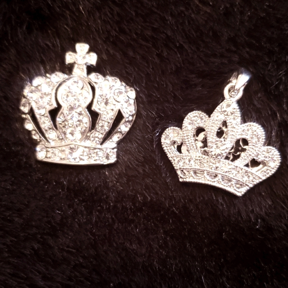 Crown Rhinestone Pendants (2 pieces)